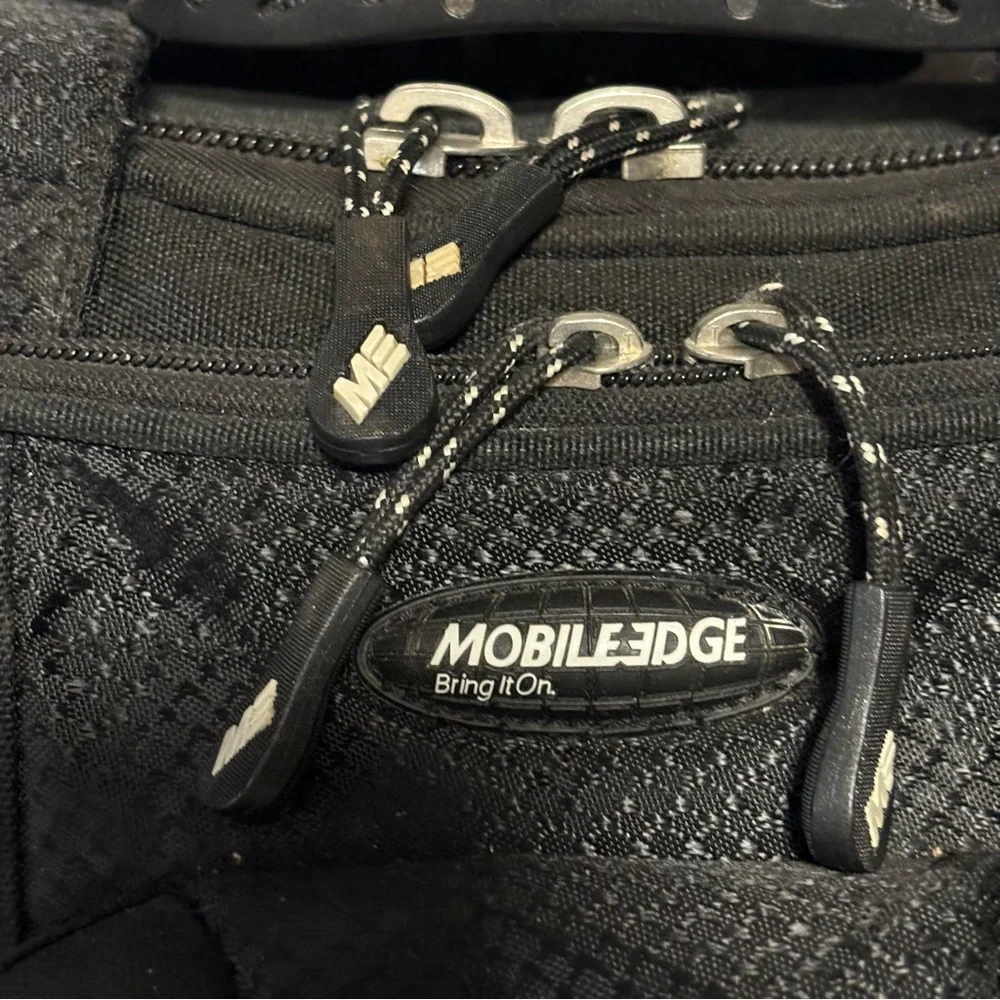 Mobile Edge Nylon ScanFastCollection Checkpoint Laptop Briefcase black 11X14